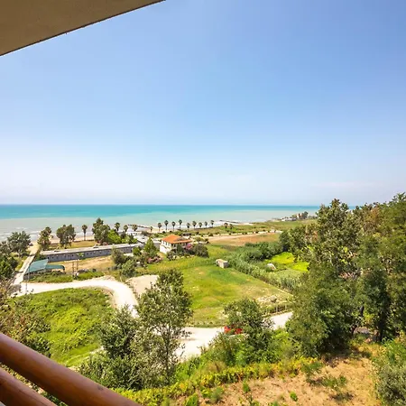 Emara Boutique 4* Kavaje