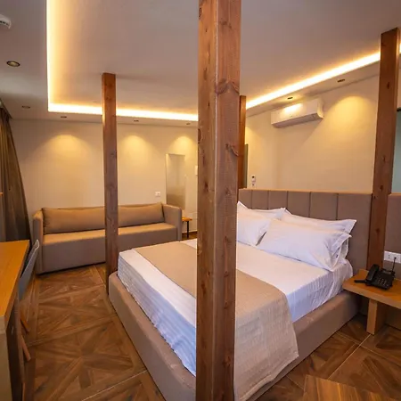 Emara Boutique Szálloda 4*