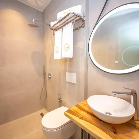 Emara Boutique Szálloda 4*