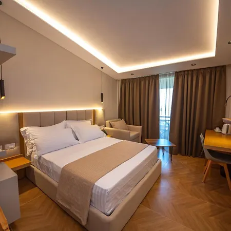 Emara Boutique Szálloda 4*