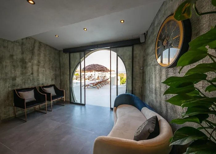 Emara Boutique Otel Kavalye