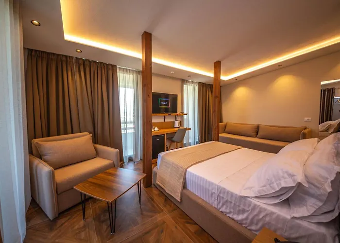 Emara Boutique 4* Kavalye