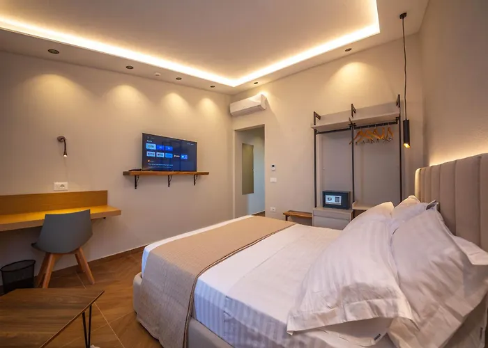 Emara Boutique 4* Kavalye