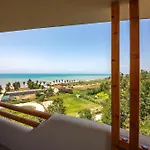 Emara Boutique Hotel 4*